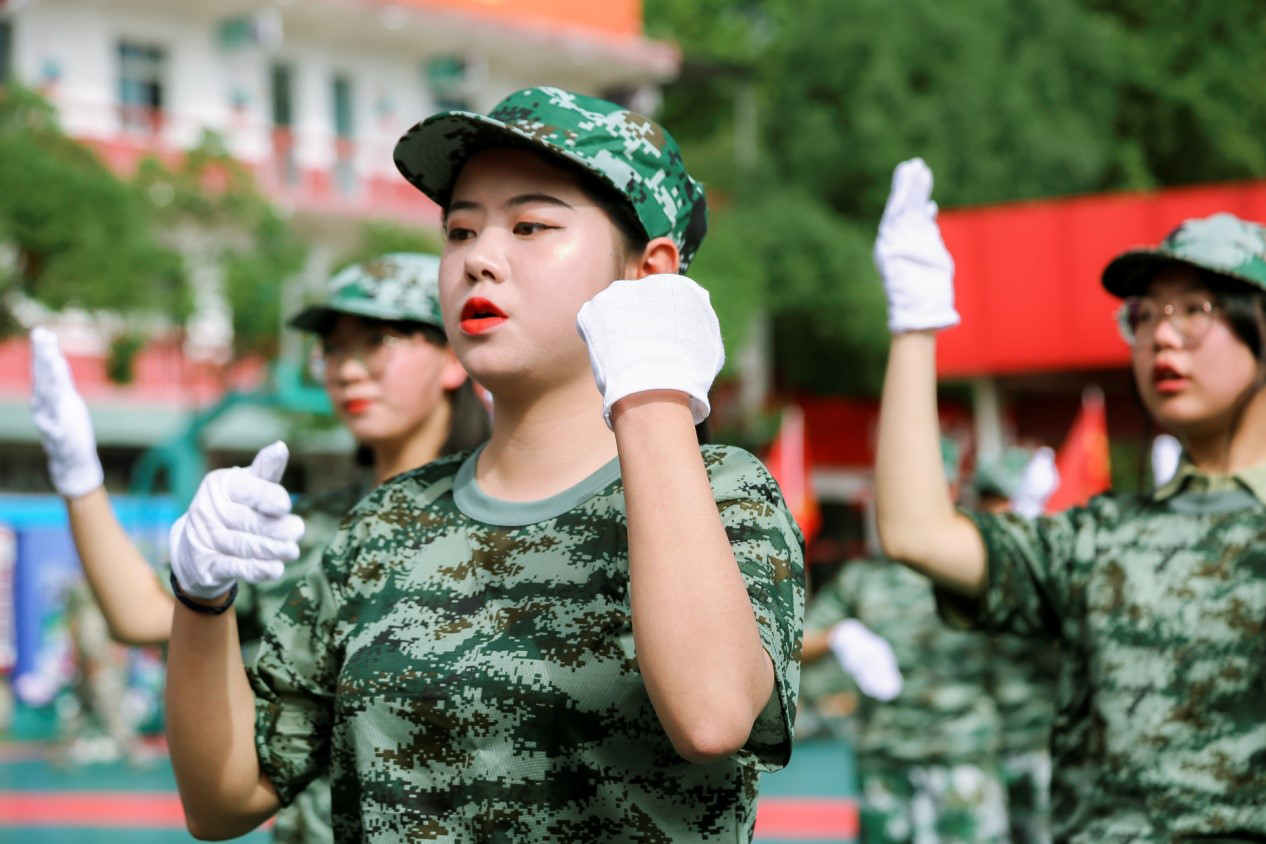 肩負(fù)職教強(qiáng)國重任，新華電腦學(xué)校升級“五項(xiàng)能力”培養(yǎng)互聯(lián)網(wǎng)高技能人才！